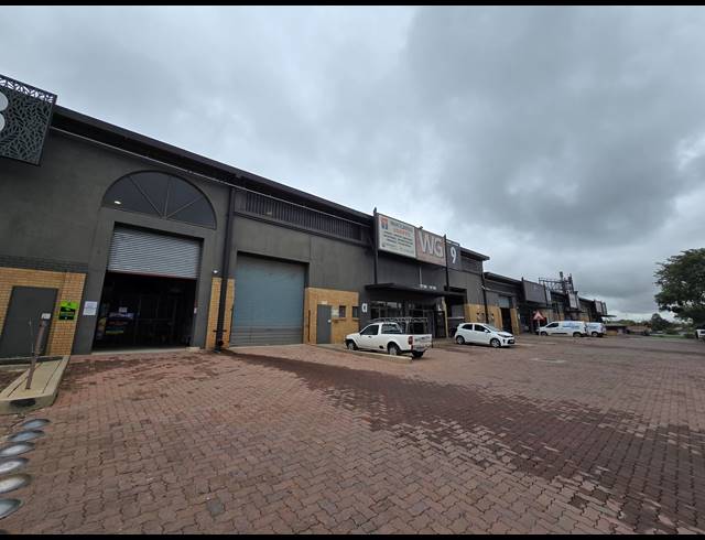 305M² WAREHOUSE TO LET IN MEADOWDALE